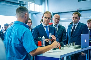 Наложить броню на ахиллесову пяту: сургутская нефтесервисная компания с помощью господдержки делает трубопроводы более износостойкими