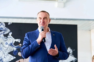 Губернатор Югры Руслан Кухарук обсудил с креативными предпринимателями меры поддержки и новые возможности для бизнеса