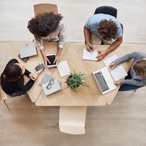 Какие проекты чаще всего обращаются за поддержкой в Фонд «Югорская региональная гарантийная организация»?