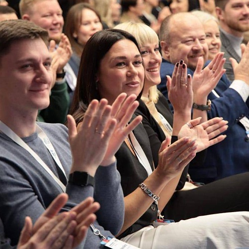 В Новосибирске прошла Всероссийская конференция инфраструктуры поддержки экспорта.