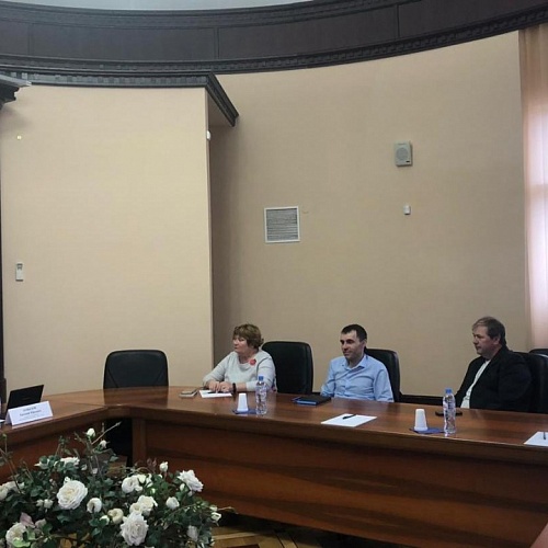 Югорским предпринимателям рассказали о порядке проведения контрольных мероприятий налоговыми органами и Роспотребнадзором