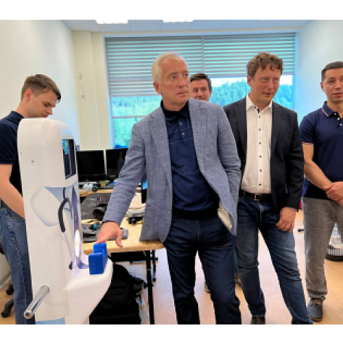 Проекты резидентов Технопарка Югры представили делегации Томской области